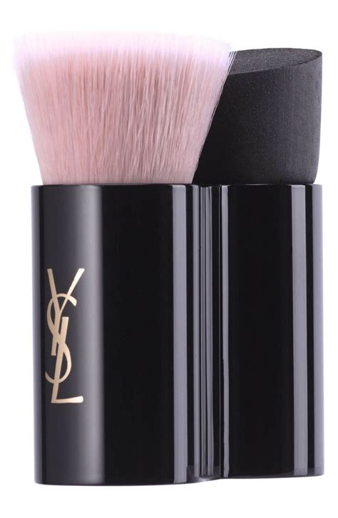 Yves Saint Laurent BeauteTop Secrets Satin Glow Brush